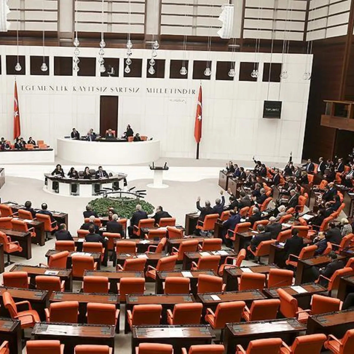 12. Yargı Paketi komisyondan geçti