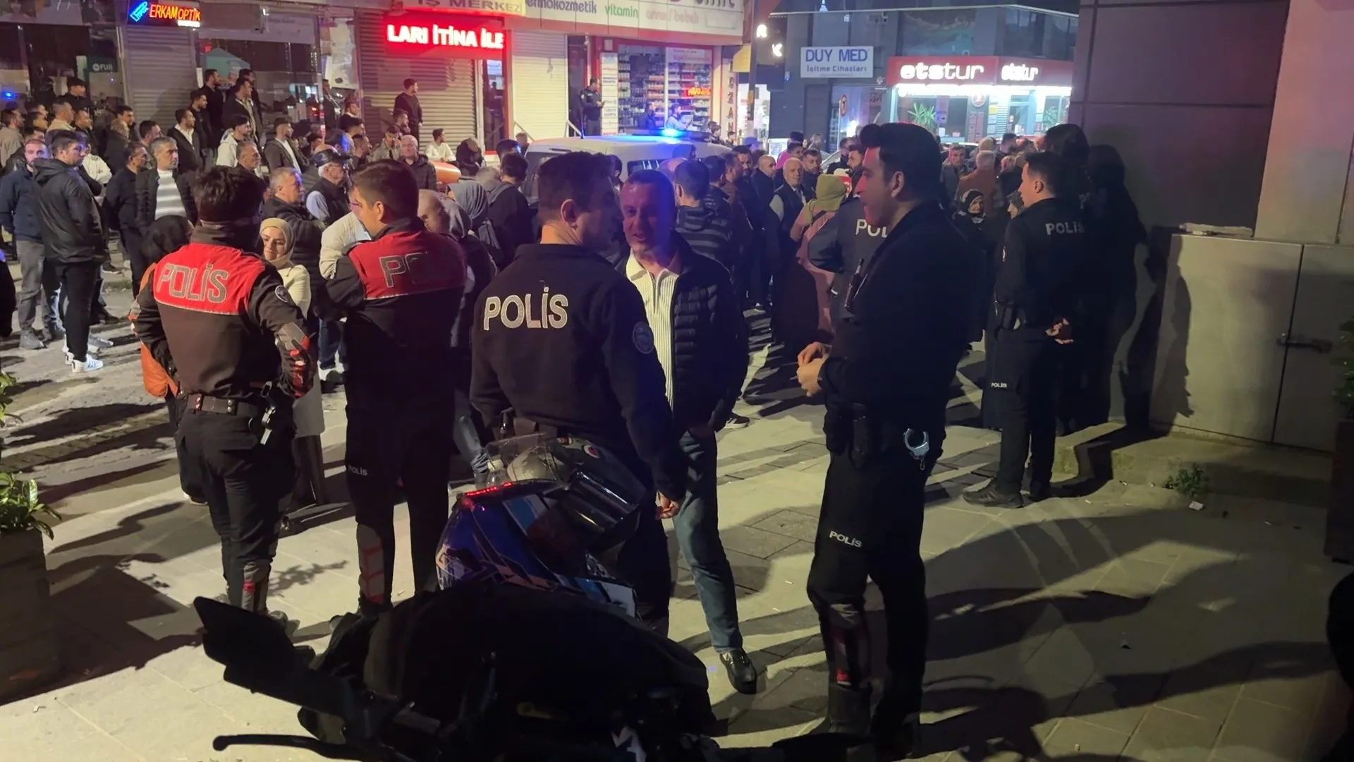 Avcılar'da motosiklet kazası meydana geldi