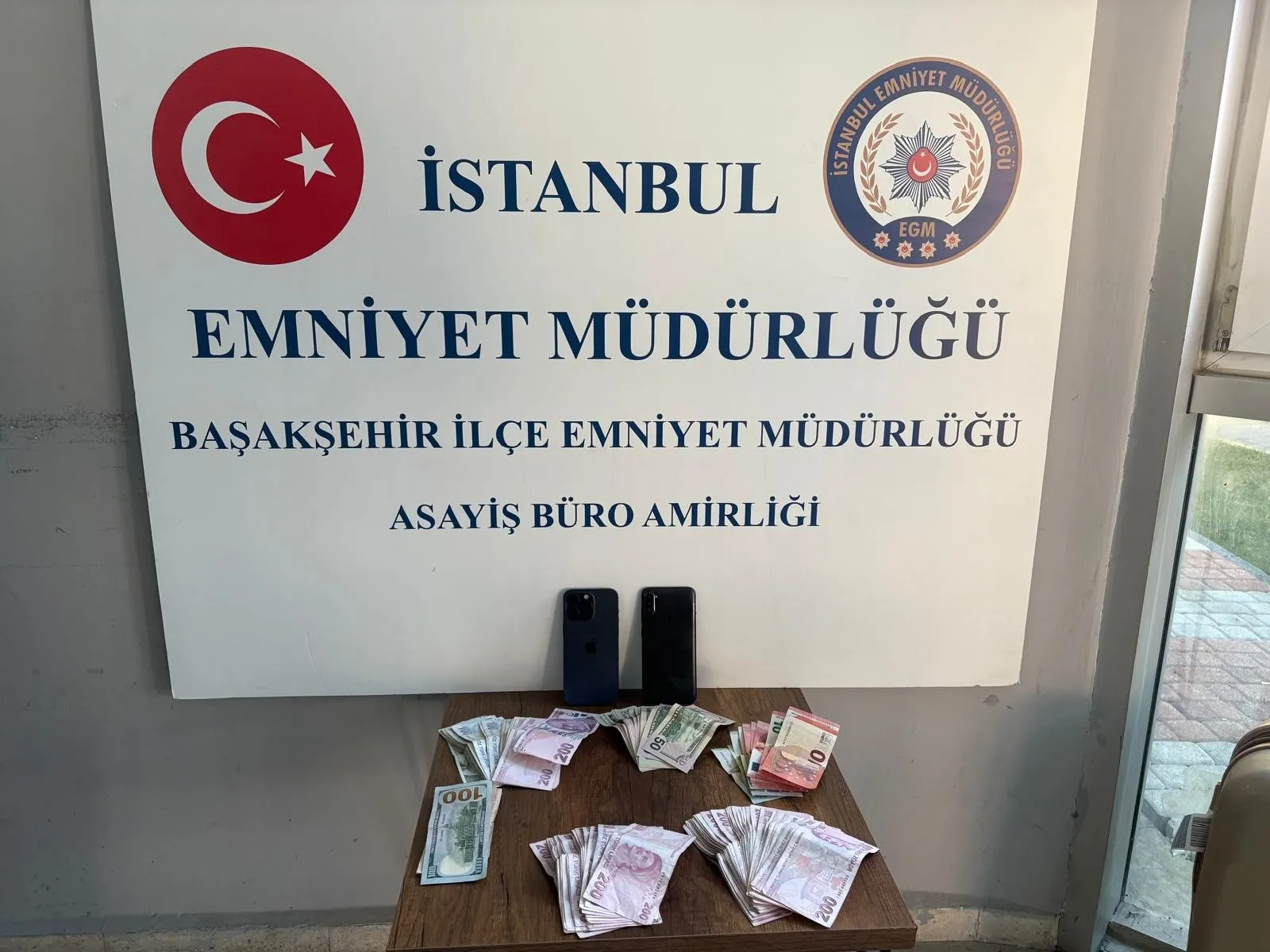 Başakşehir'de hırsızlık şüphelisi yakalandı