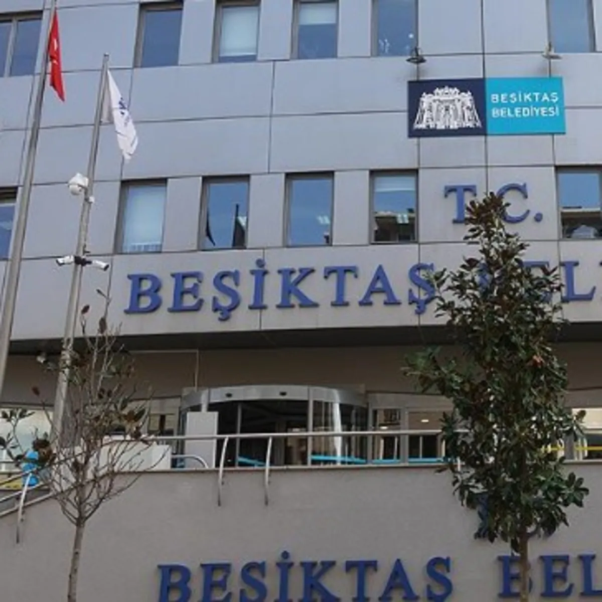 Beşiktaş Belediyesine yönelik soruşturmada 3 tutuklama kararı verildi