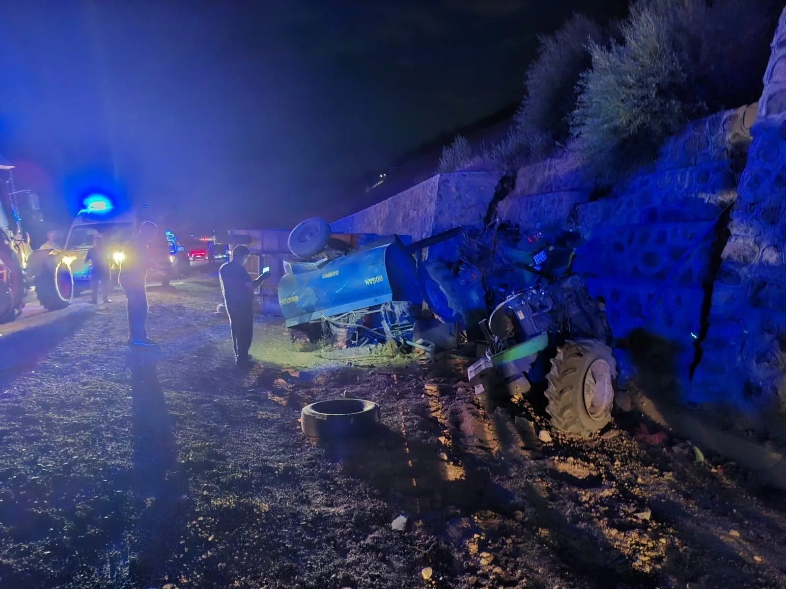 Bingöl'de traktör kazasında sürücü öldü