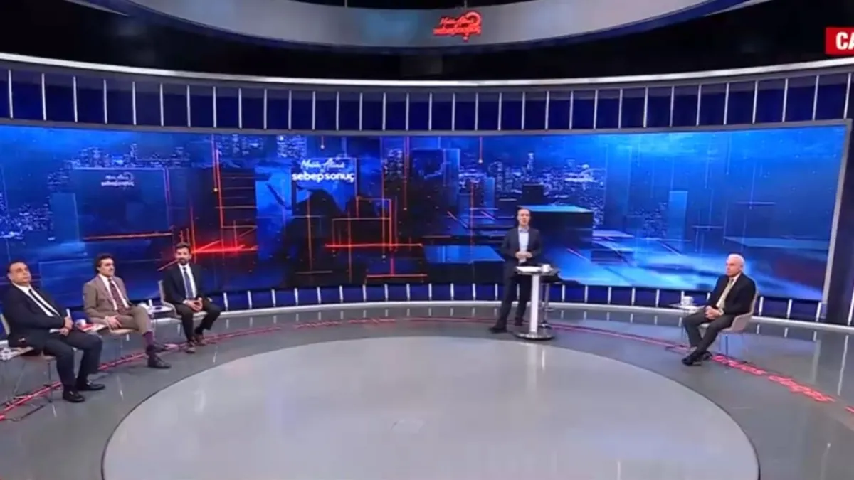 İran'dan BAE'ye saldırı