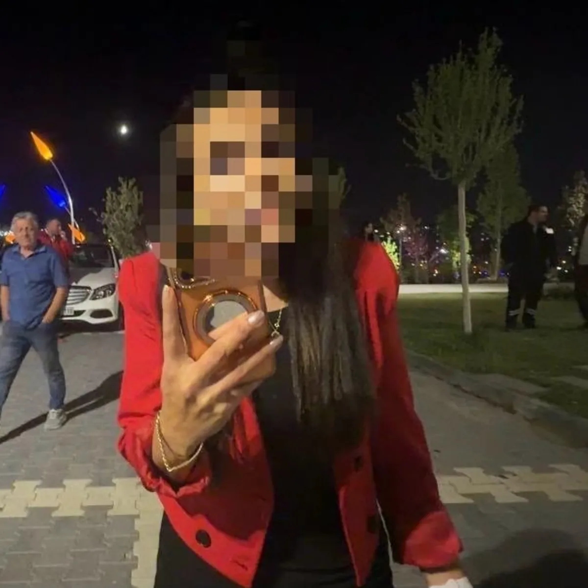 Kayseri'de bebeği arabada unutan anne ve yakınları gazetecilere saldırdı