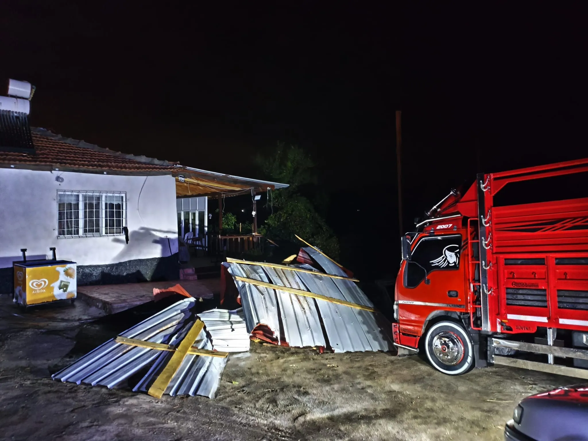 Kırıkkale'de fırtına etkili oldu