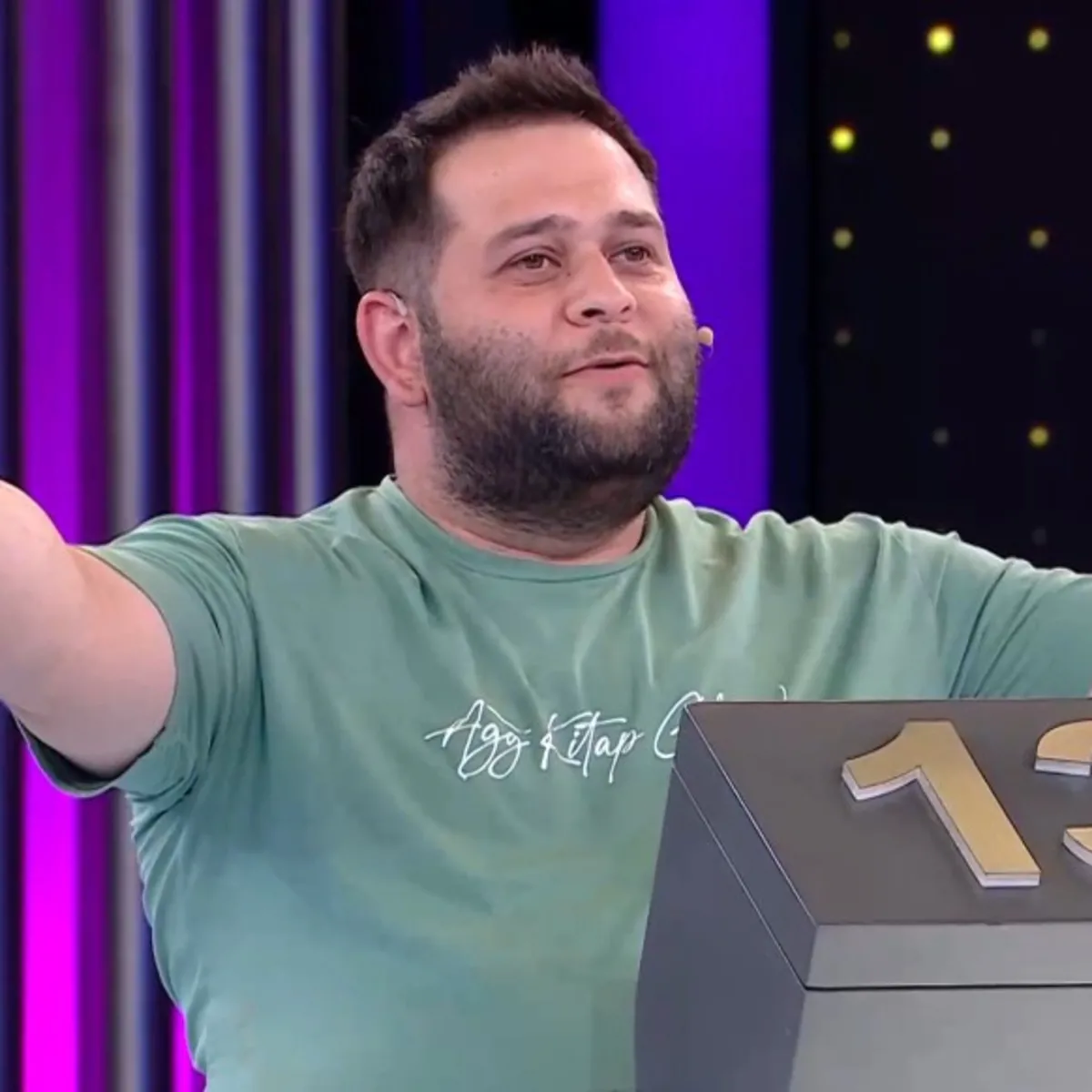 Var Mısın Yok Musun'da Alican Aydın sahne aldı
