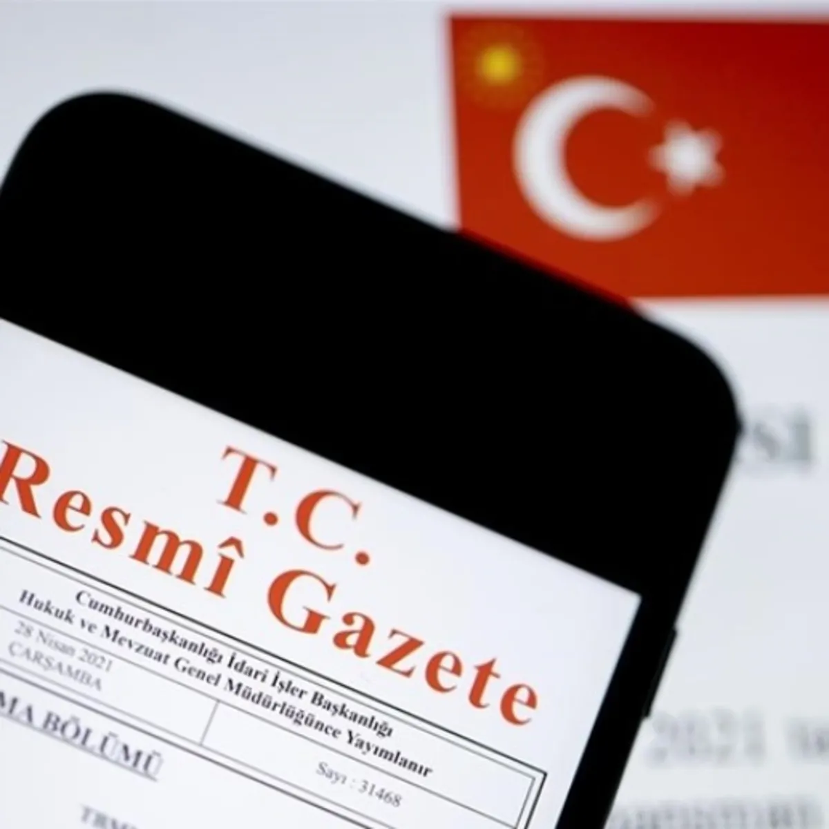YÖK üyeleri ve 8 üniversitenin rektörü değişti
